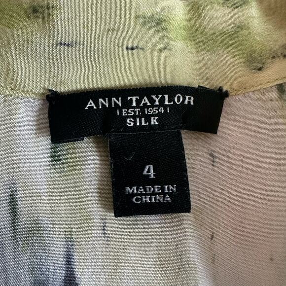 Ann Taylor green silk sleeveless button down top size 4 - Picture 6 of 10